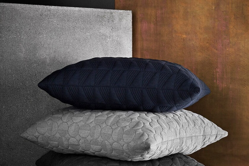 Objects cushion, Trapez by Arne Jacobsen in Midnight blue